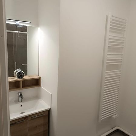 Bel Appartement Disponible 康弗兰斯·圣荷诺 外观 照片